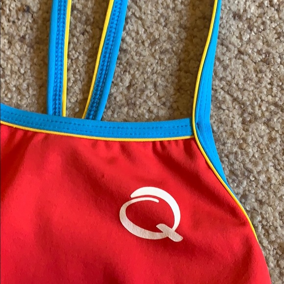 Red Q suit! - Picture 2 of 4